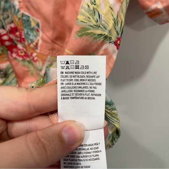 American Eagle Pink Tropical Tie Front Button Up Shirt Medium - Picture 7 of 8